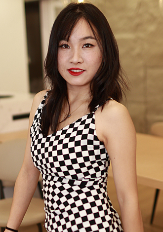 Gorgeous member profiles: Zhengling from Hubei, dating Asian member