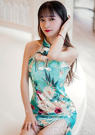 Gorgeous profiles only: attractive Thai member Xiaoting