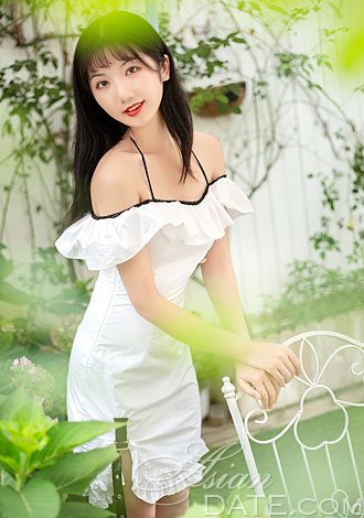Dating Online member, gorgeous profiles pictures: Yue